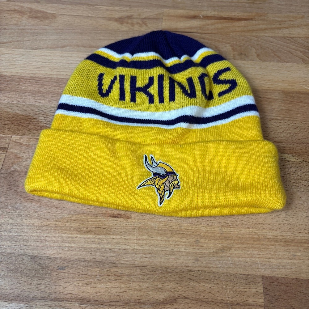 Minnesota Vikings Hat Cap Youth One Size Yellow Purple‎ Beanie Winter Hat Boys